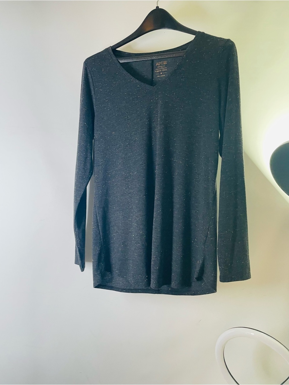 Apt. 9 Black Long-Sleeve V-Neck Pullover Top Sparkling Glitter Throughout Size M
